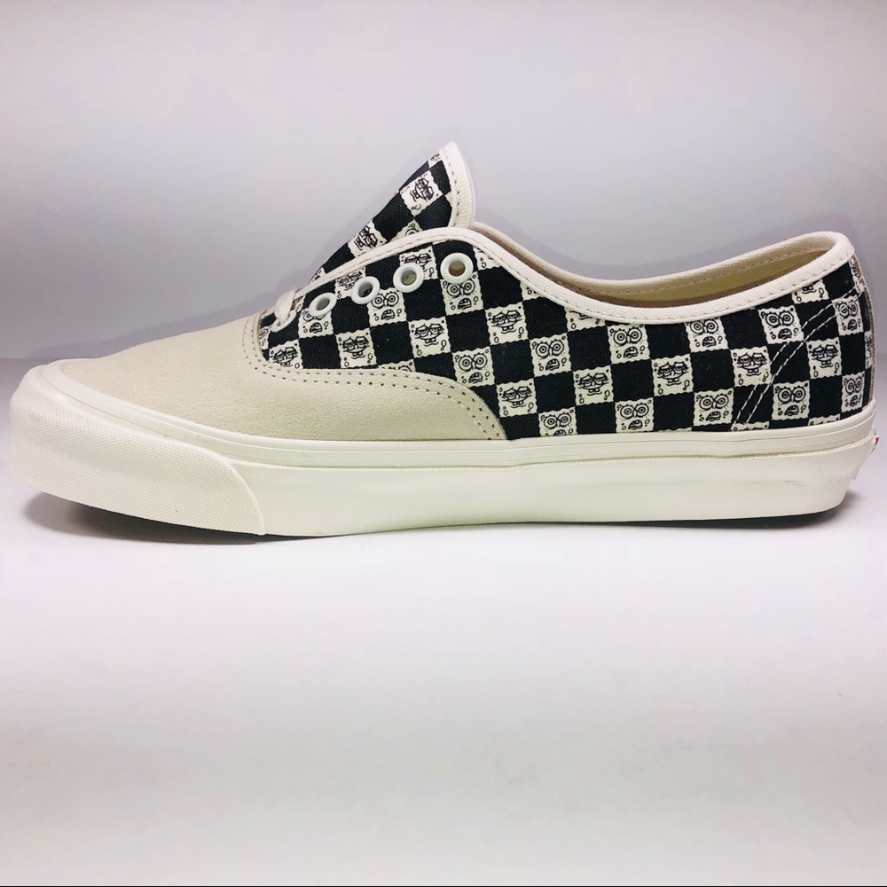 Vans Authentic LX Spongebob Beige & Black Sneakers - Picture 4 of 8